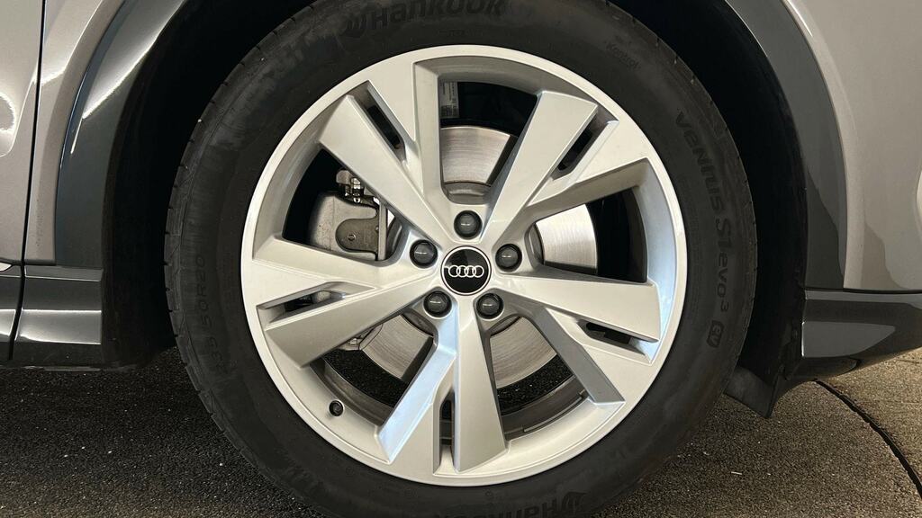 Audi Q4 E Tron 210Kw 45 82Kwh S Line Leathertech Pack RE26GDU Grey #5