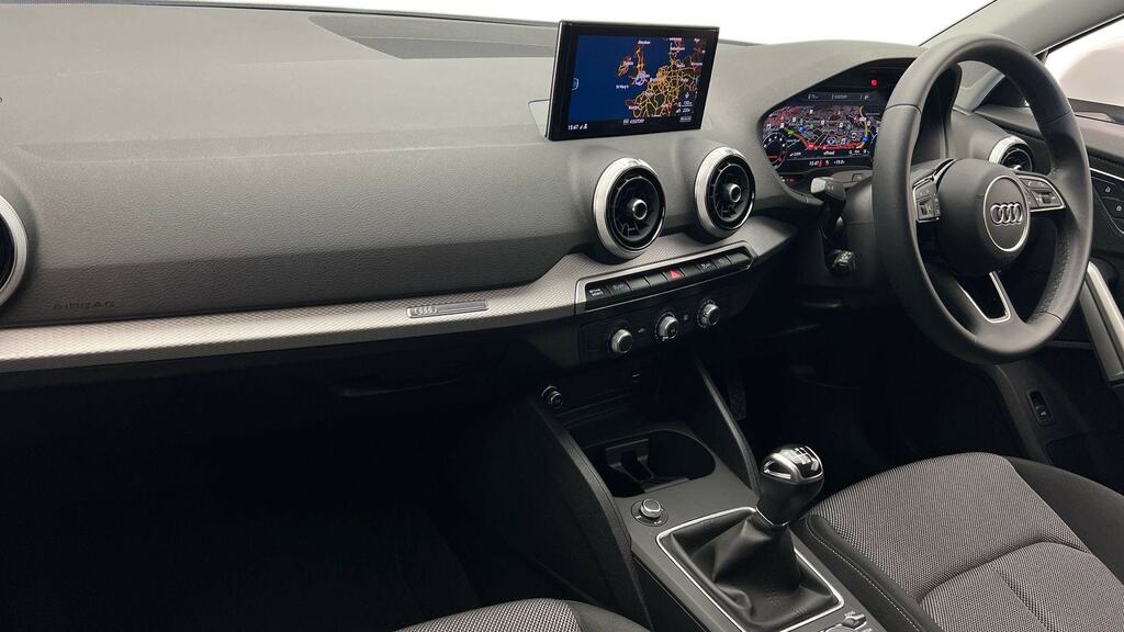 Audi Q2 35 Tfsi Sport NV73HSF White #2