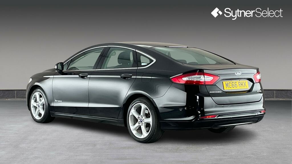 Ford Mondeo 2.0 Hybrid Titanium Black #2
