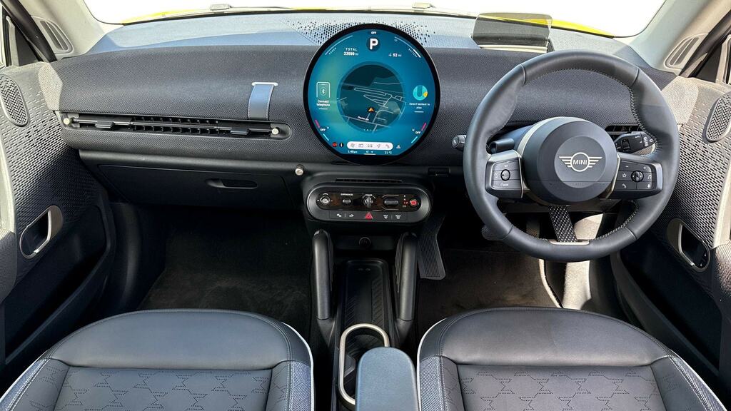 Mini Hatch 135Kw E Classic Level 1 41Kwh YB24EZL Yellow #4