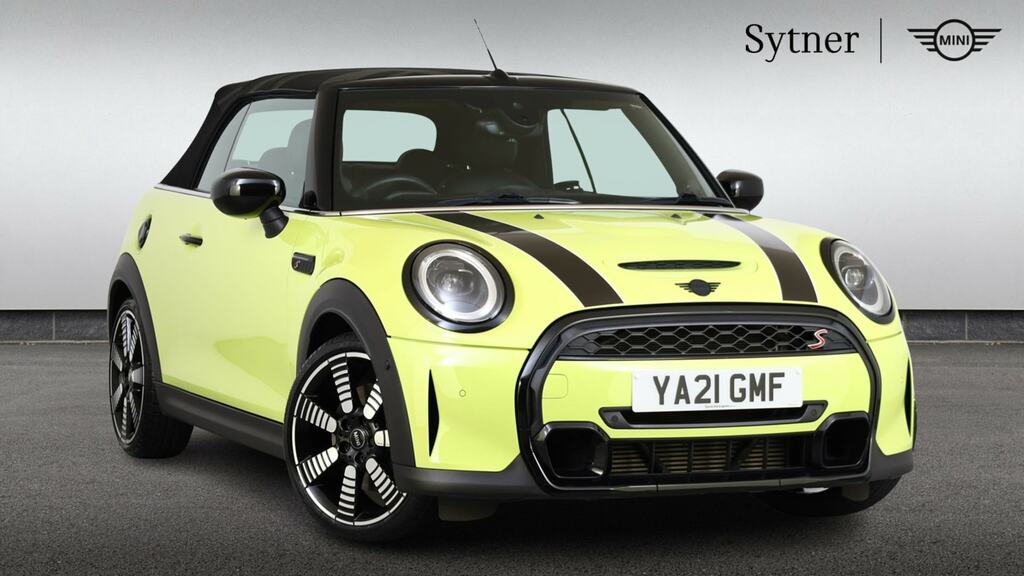 Mini Convertible 2.0 Cooper S Exclusive Comfortnav Pack Yellow