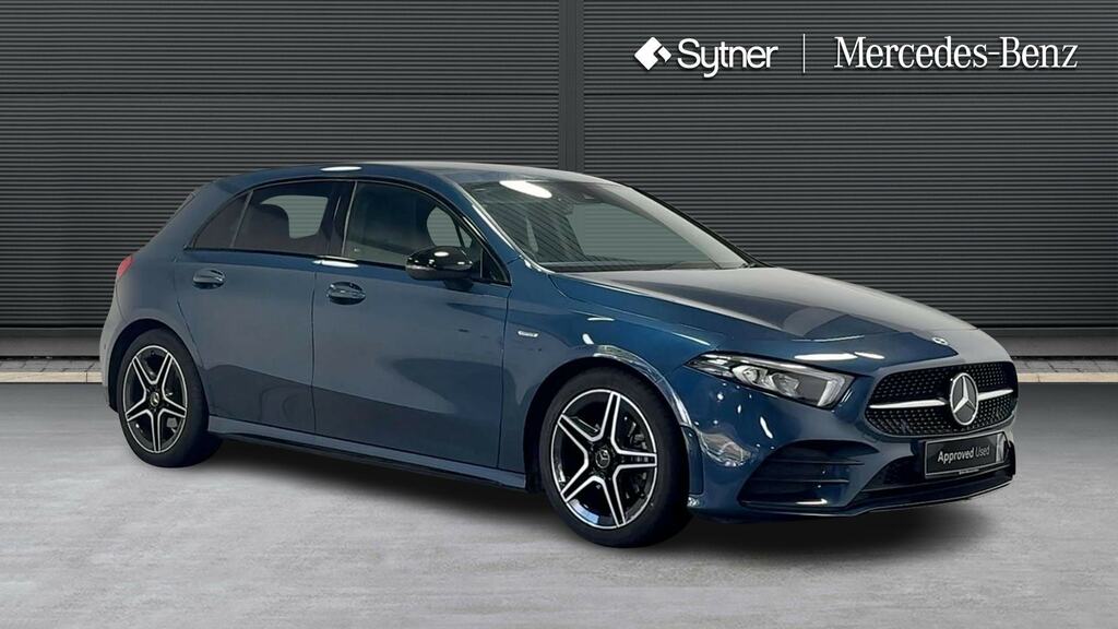Mercedes-Benz A Class A180 Amg Line Executive Edition Blue