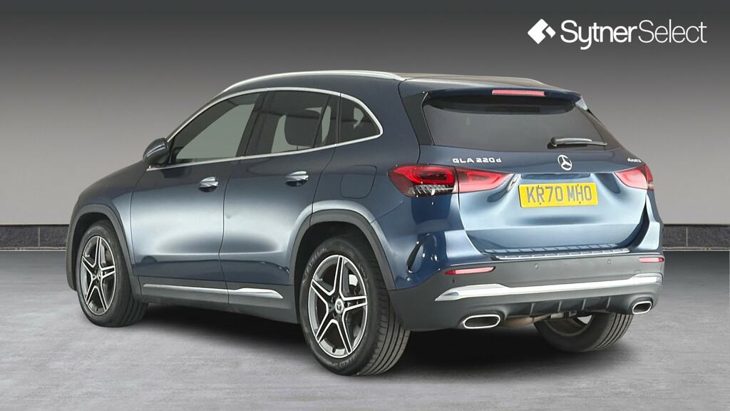 Mercedes-Benz GLA Class Gla 220D 4Matic Amg Line Premium Plus Blue #2