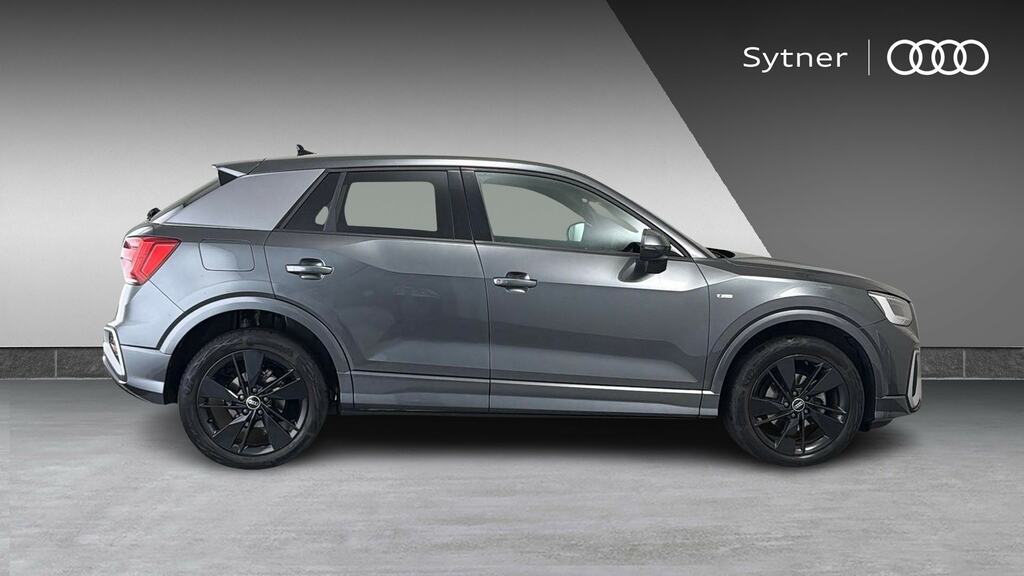 Audi Q2 30 Tfsi S Line Grey #4