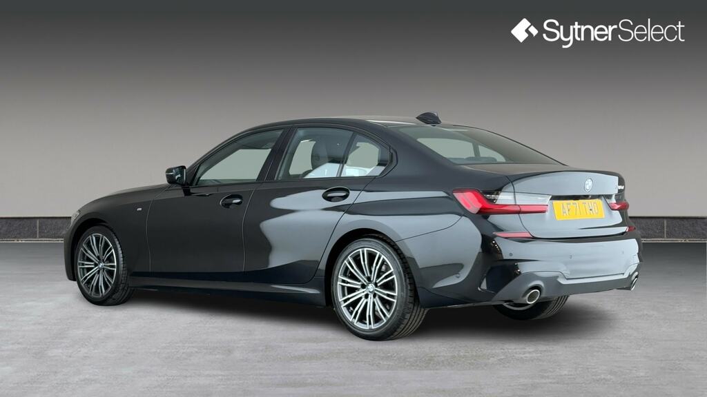 BMW 3 Series 318D M Sport Black #2