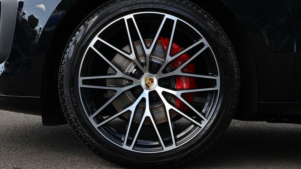Porsche Macan S Pdk Black #4