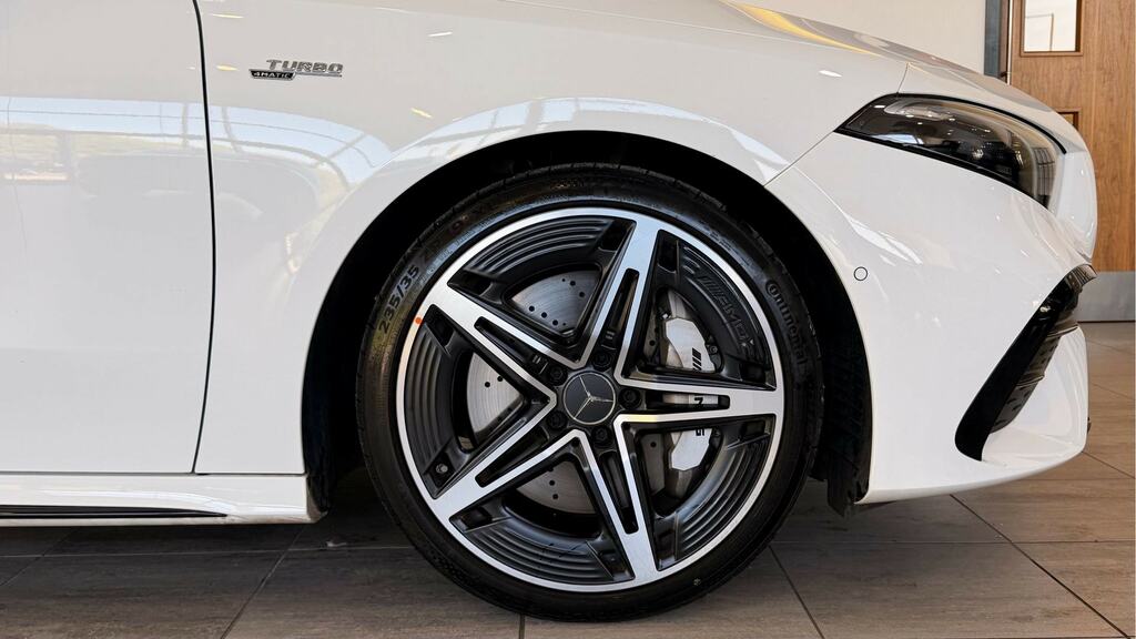 Mercedes-Benz A Class A35 4Matic Premium KT25LUP White #5