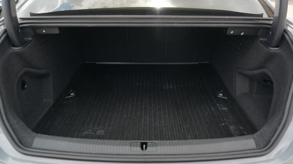 Audi RS5 Carbon Black Black #20
