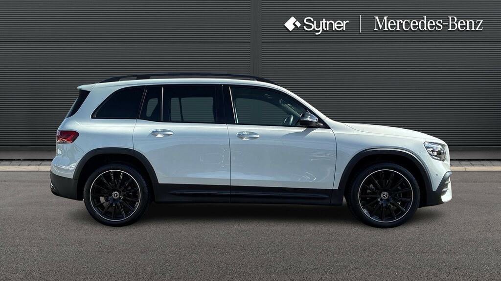 Mercedes-Benz GLB Class Glb 200D Amg Line Premium Night Ed 8G-tronic White #4