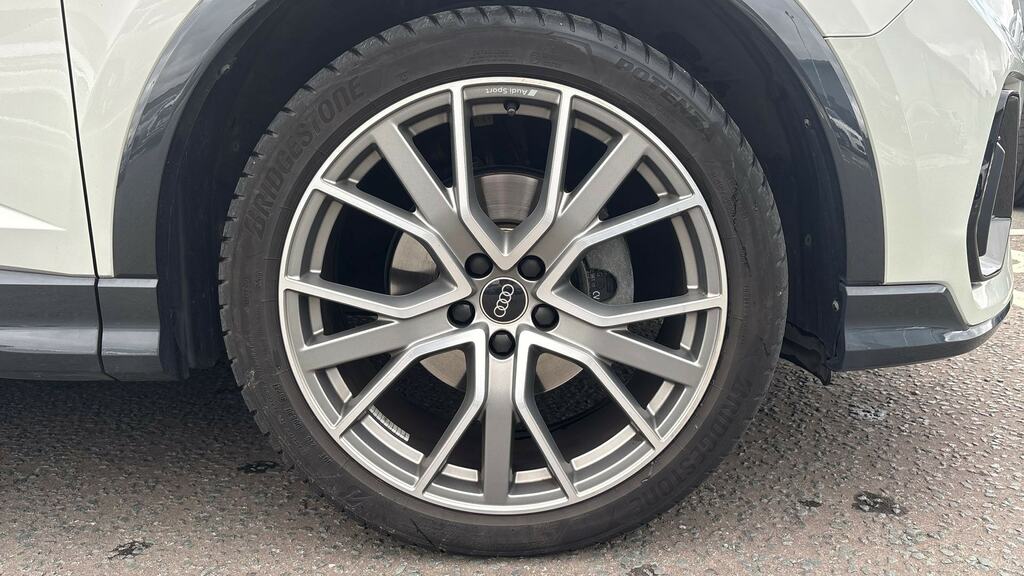 Audi Q3 35 Tfsi Black Edition S Tronic Tech Pack MW74HGN Silver #5