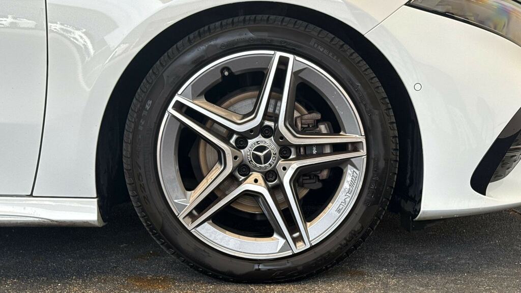 Mercedes-Benz A Class A200 Amg Line Executive PX74HHS White #5