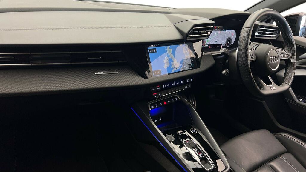 Audi A3 35 Tdi Black Edition S Tronic RK74FXF Blue #2