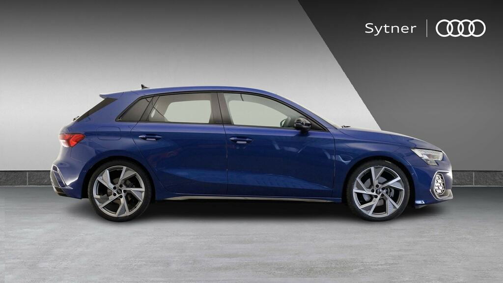 Audi A3 35 Tdi Black Edition S Tronic RK74FXF Blue #4
