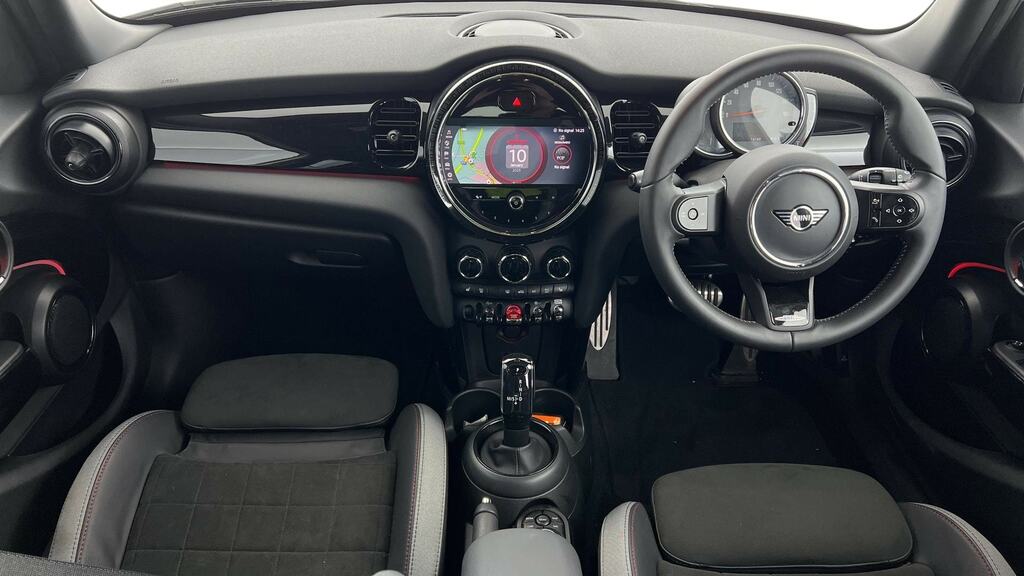 Mini Hatch 1.5 Cooper Sport Comfortnav Pack YB22AUF White #4