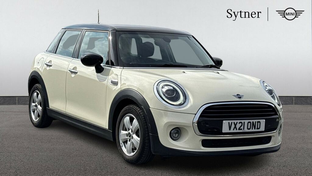 Mini Hatch 1.5 Cooper Classic II White