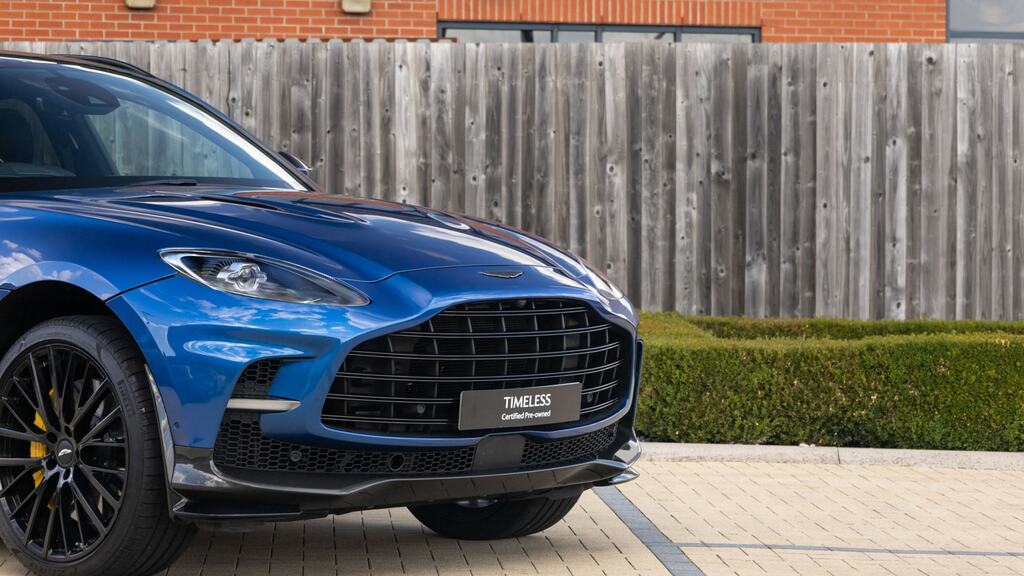 Aston Martin DBX Hatchback Green #26