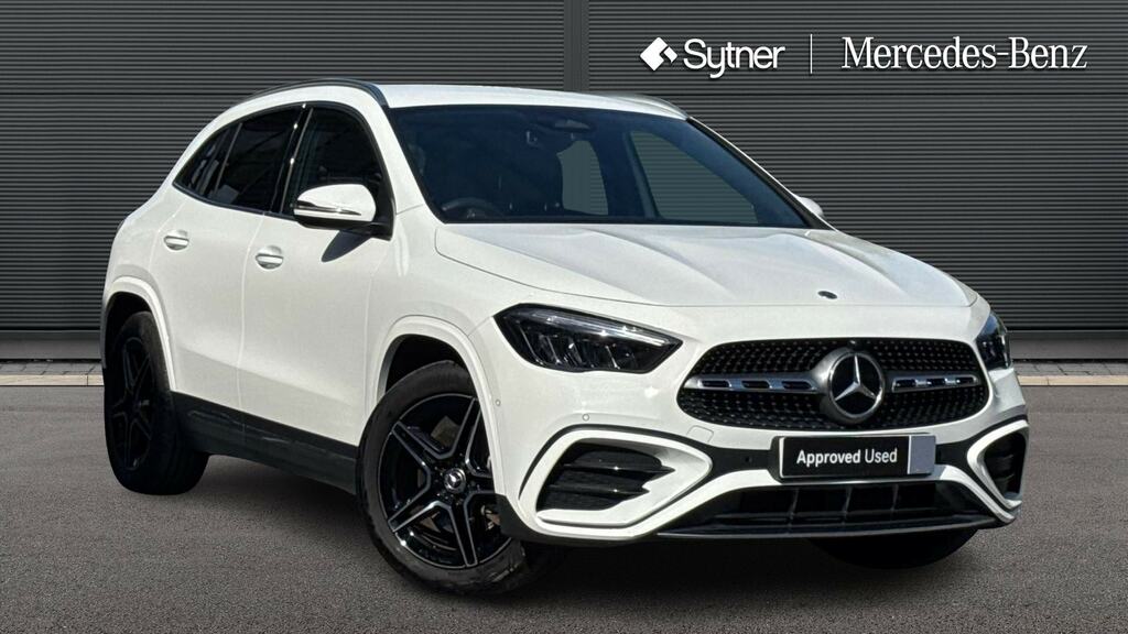 Mercedes-Benz GLA Class Gla 200 Amg Line Executive White