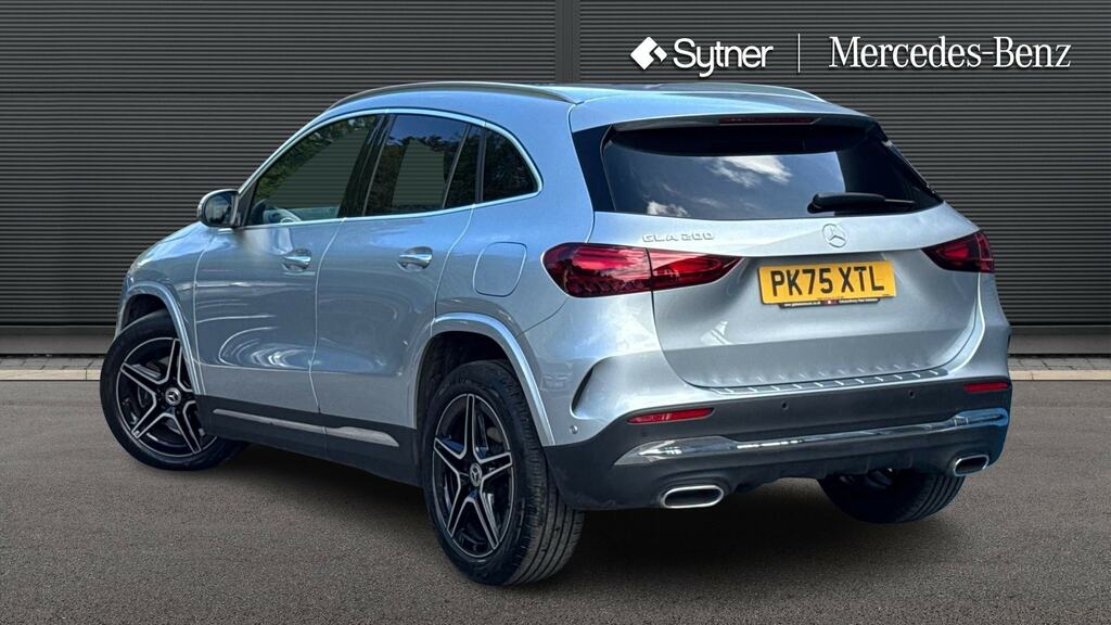 Mercedes-Benz GLA Class Gla 200 Amg Line Executive PK75XTL Silver #2