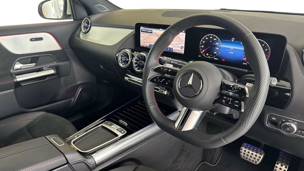 Mercedes-Benz GLA Class Gla 200 Amg Line Executive PK75XLA White #3