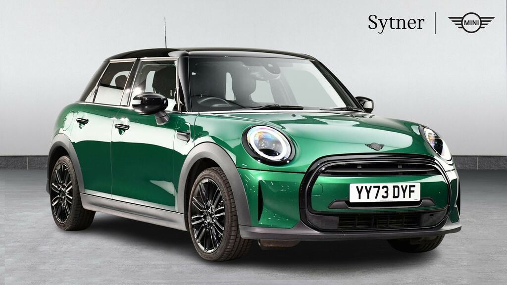 Mini Hatch 1.5 Cooper Exclusive Premium YY73DYF Green