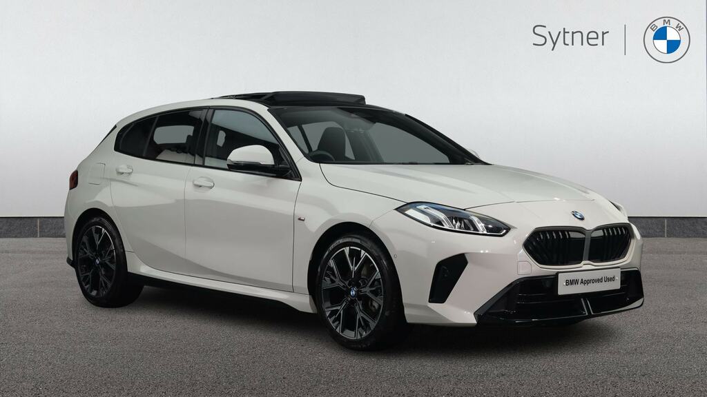 BMW 1 Series 120 M Sport Step White