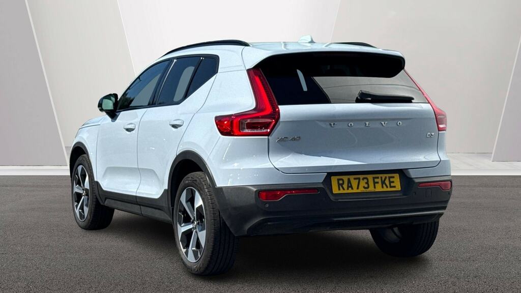 Volvo XC40 2.0 B3p Ultimate Dark RA73FKE Blue #2