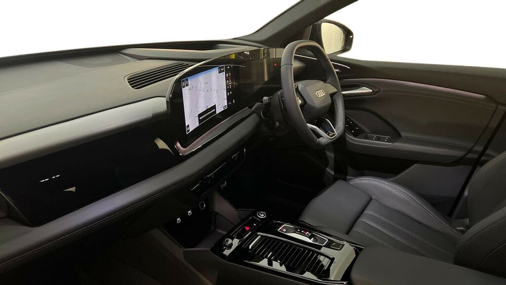 Audi Q6 E-Tron 225Kw Performance 100Kwh S Line Sv Black #2