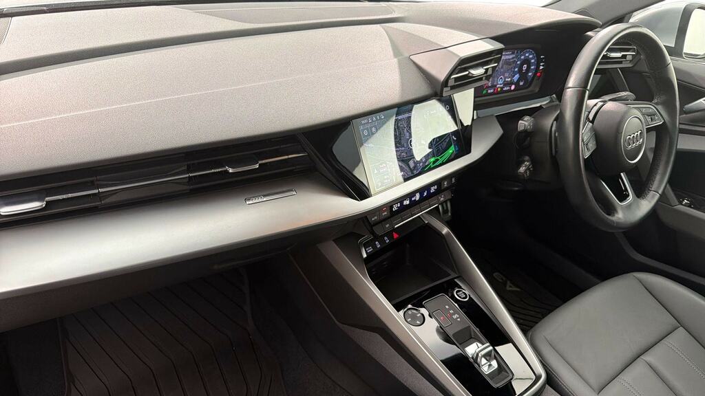 Audi A3 30 Tfsi Sport S Tronic Silver #2