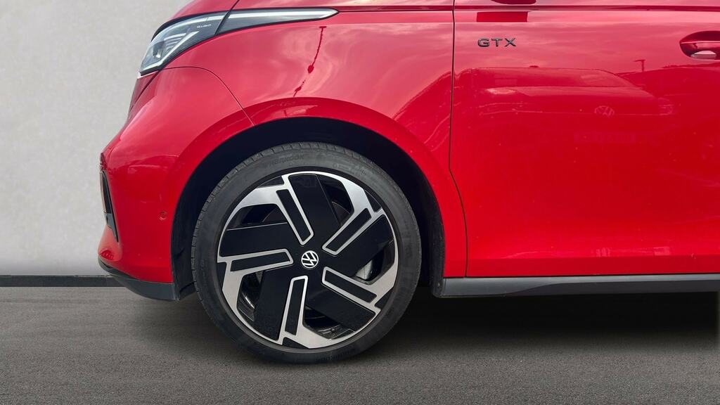 Volkswagen ID.Buzz 250Kw Gtx Pro 86Kwh 4Motion Lwb 6 Seat Red #5