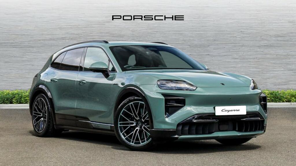 Porsche Cayenne 850Kw Turbo 113Kwh Green