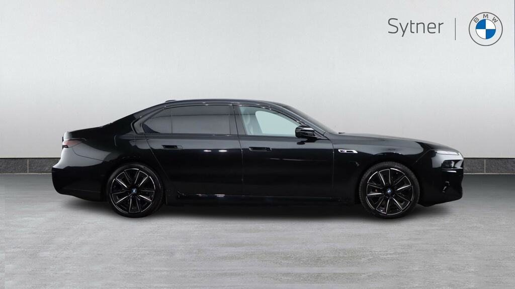 BMW i7 485Kw M70 Xdrive 105.7Kwh Ultimate Pack Black #3