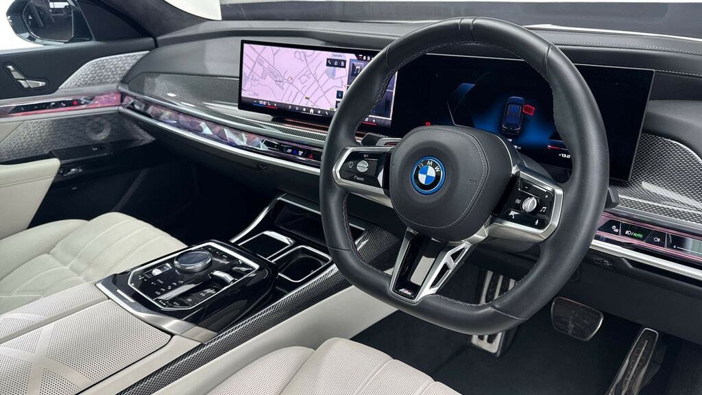 BMW i7 485Kw M70 Xdrive 105.7Kwh Ultimate Pack Black #6