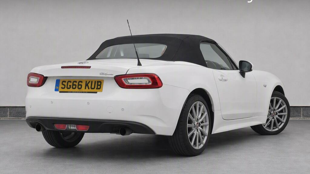 Fiat 124 Spider 1.4 Multiair Lusso Plus SG66KUB White #4