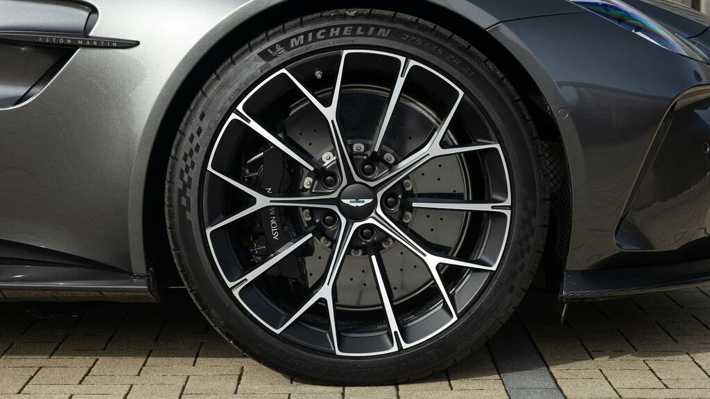 Aston Martin Vantage V8 2dr Auto Silver #6