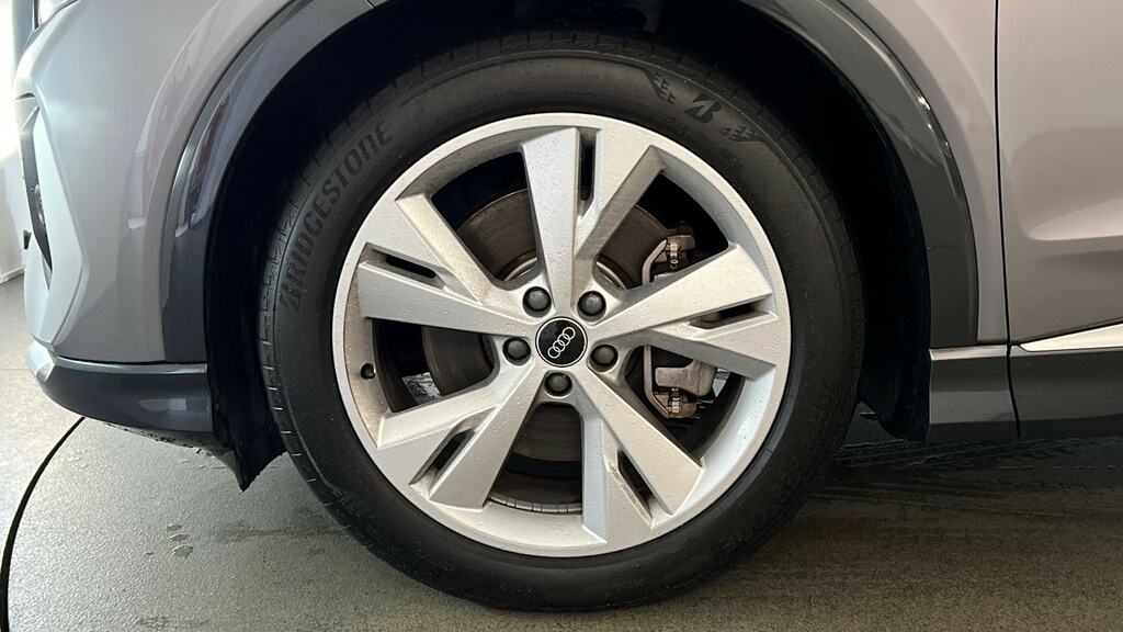 Audi Q4 E Tron 150Kw 40 82Kwh S Line Cs MW73CKP Grey #5