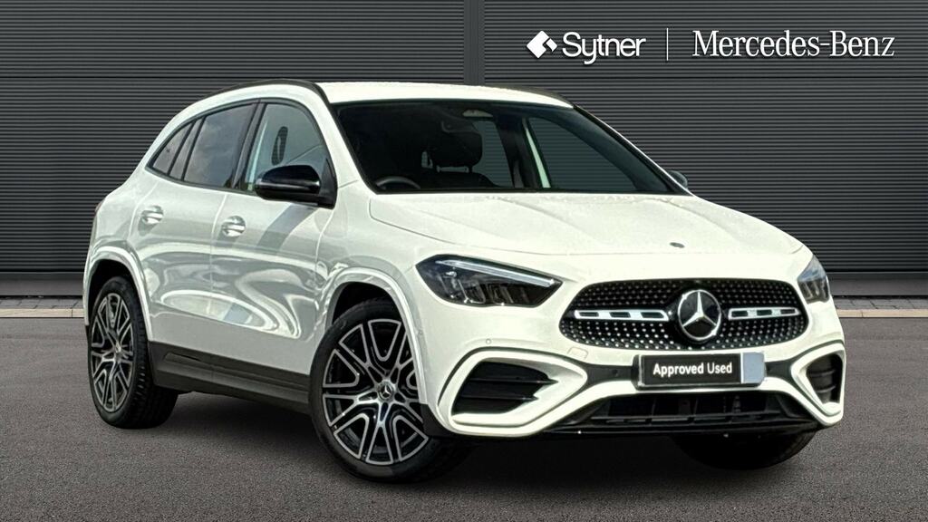 Mercedes-Benz GLA Class Gla 200 Amg Line Premium White