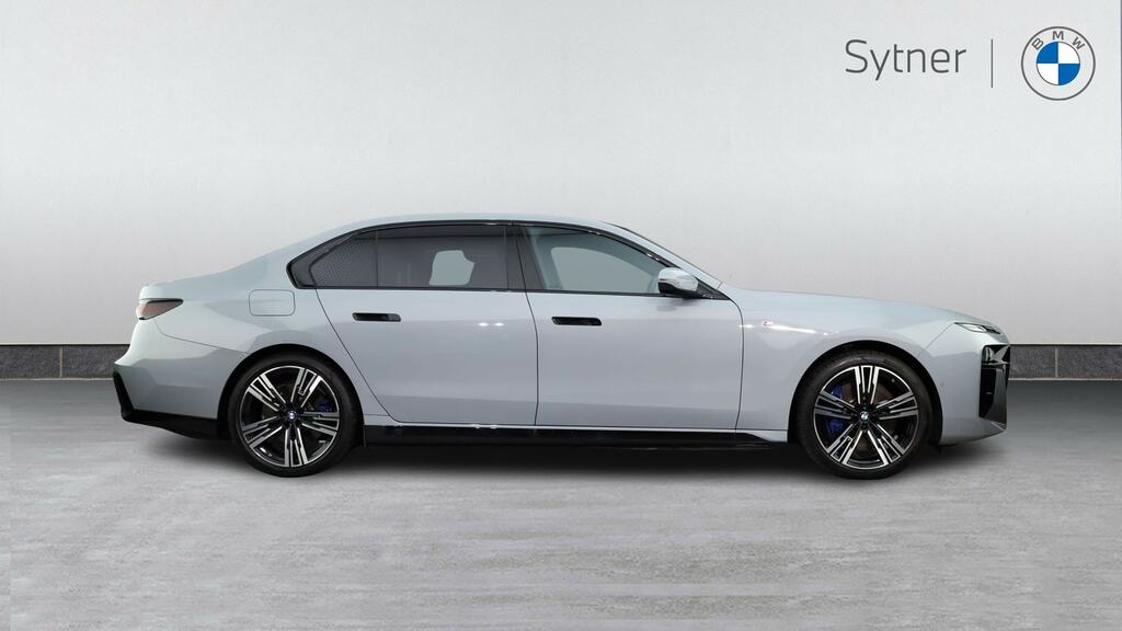 BMW i7 335Kw Edrive50 M Sport 105.7Kwh Grey #3