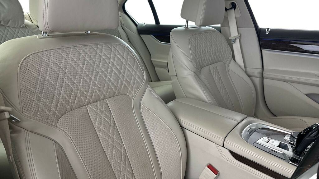 BMW 7 Series  Black #11