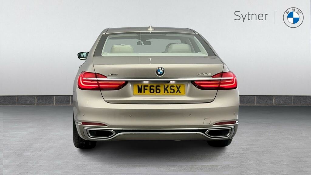 BMW 7 Series  Black #15