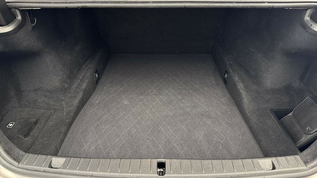BMW 7 Series  Black #13