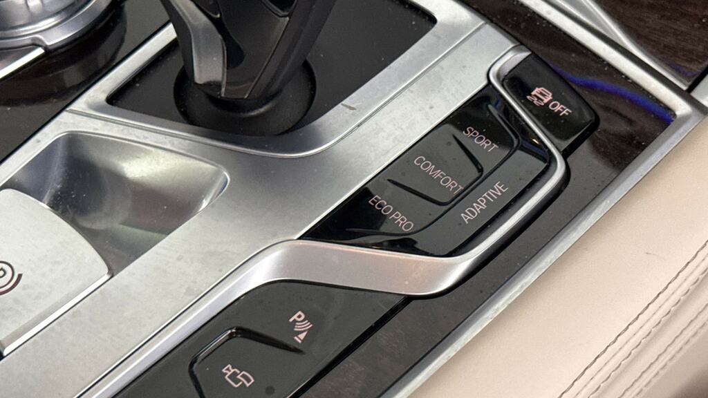 BMW 7 Series  Black #19