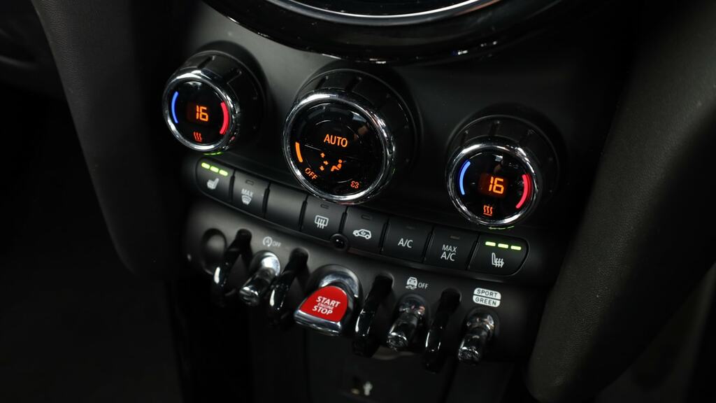 Mini Convertible Cooper Exclusive Silver #26