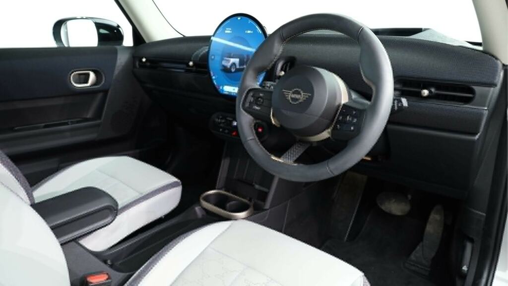 Mini Hatch 1.5 C Classic Level 1 OE74LHH Silver #6