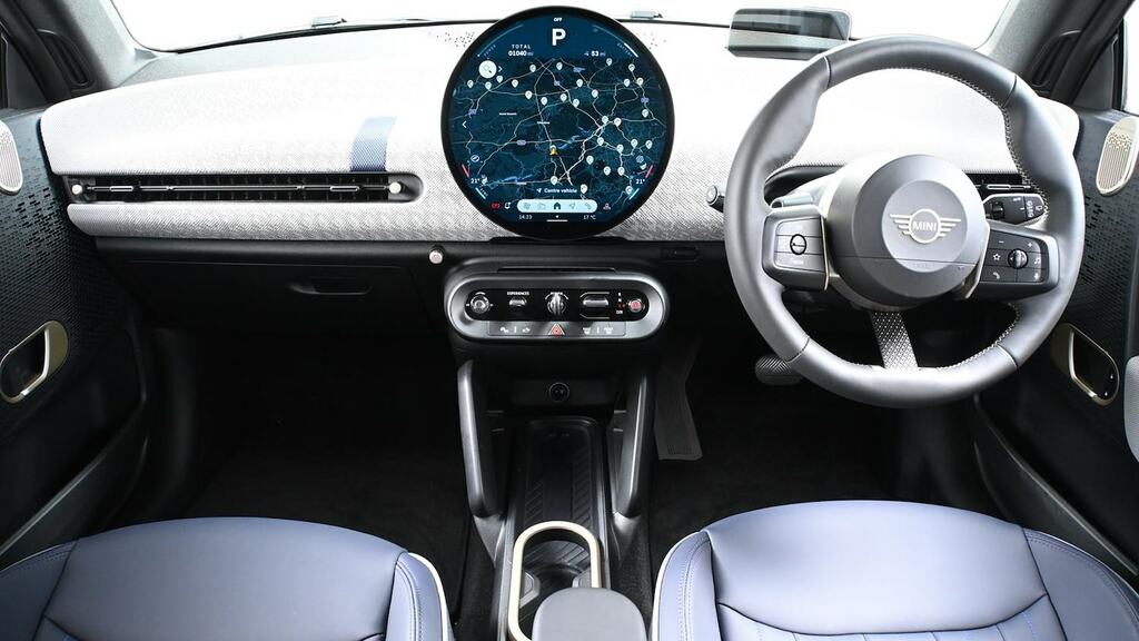 Mini Hatch 135Kw E Exclusive Level 2 41Kwh YG75NBF Blue #4