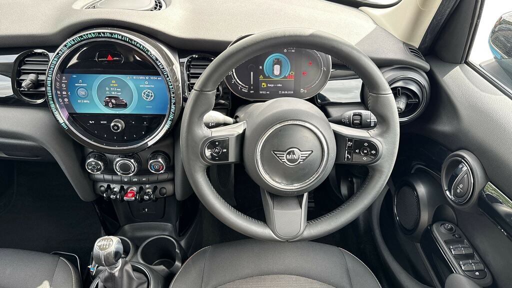 Mini Hatch 1.5 Cooper Classic BK22HYL Blue #5