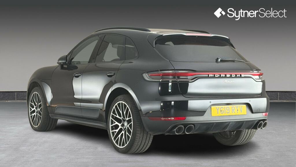 Porsche Macan 5dr Pdk YG19RTV Black #2