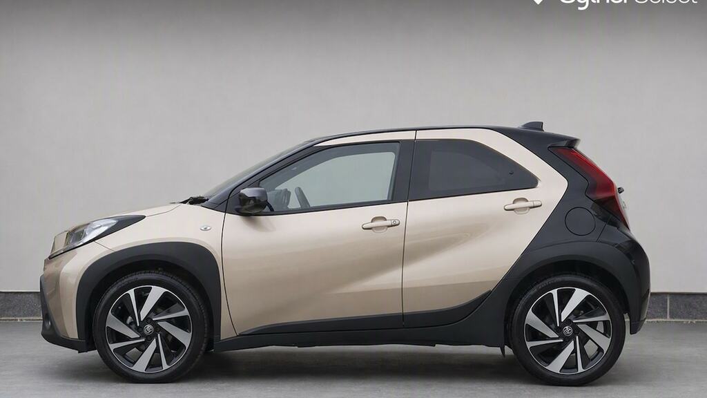 Toyota Aygo X 1.0 Vvt-i Edge Brown #6