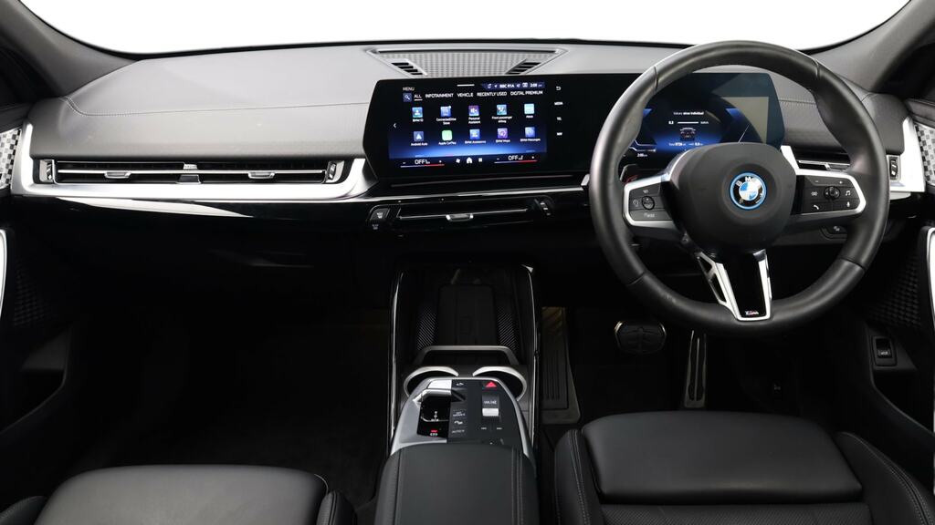 BMW iX2 150Kw Edrive20 M Sport 65Kwh Techpro Black #4