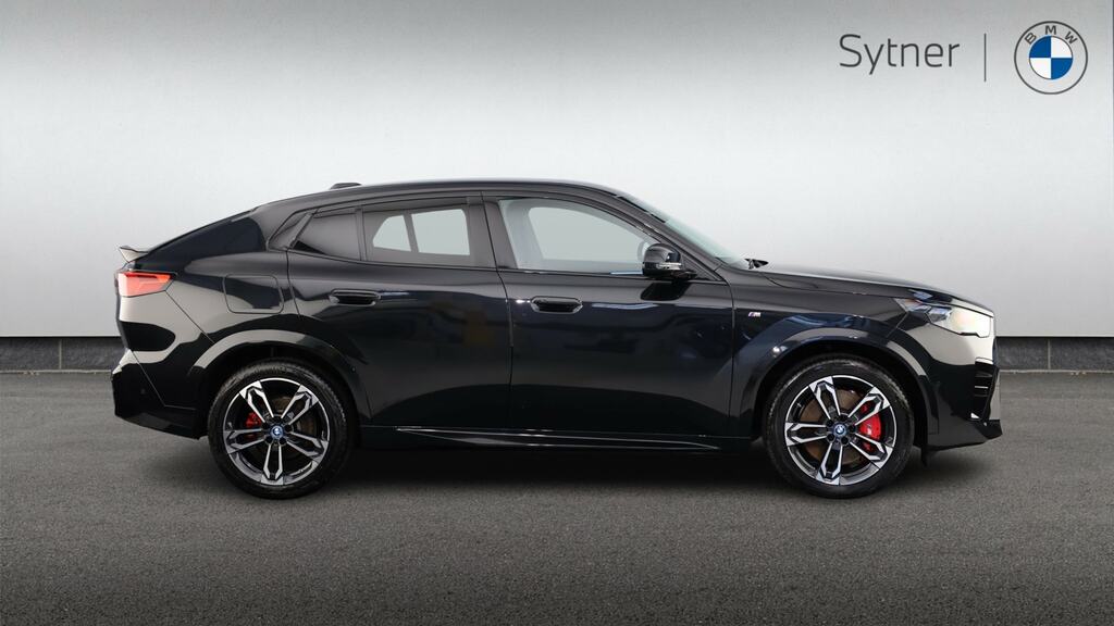 BMW iX2 150Kw Edrive20 M Sport 65Kwh Techpro Black #3