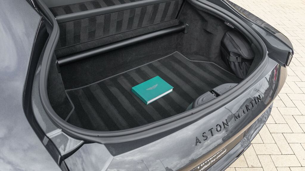 Aston Martin Vantage V8 2dr Auto Blue #19